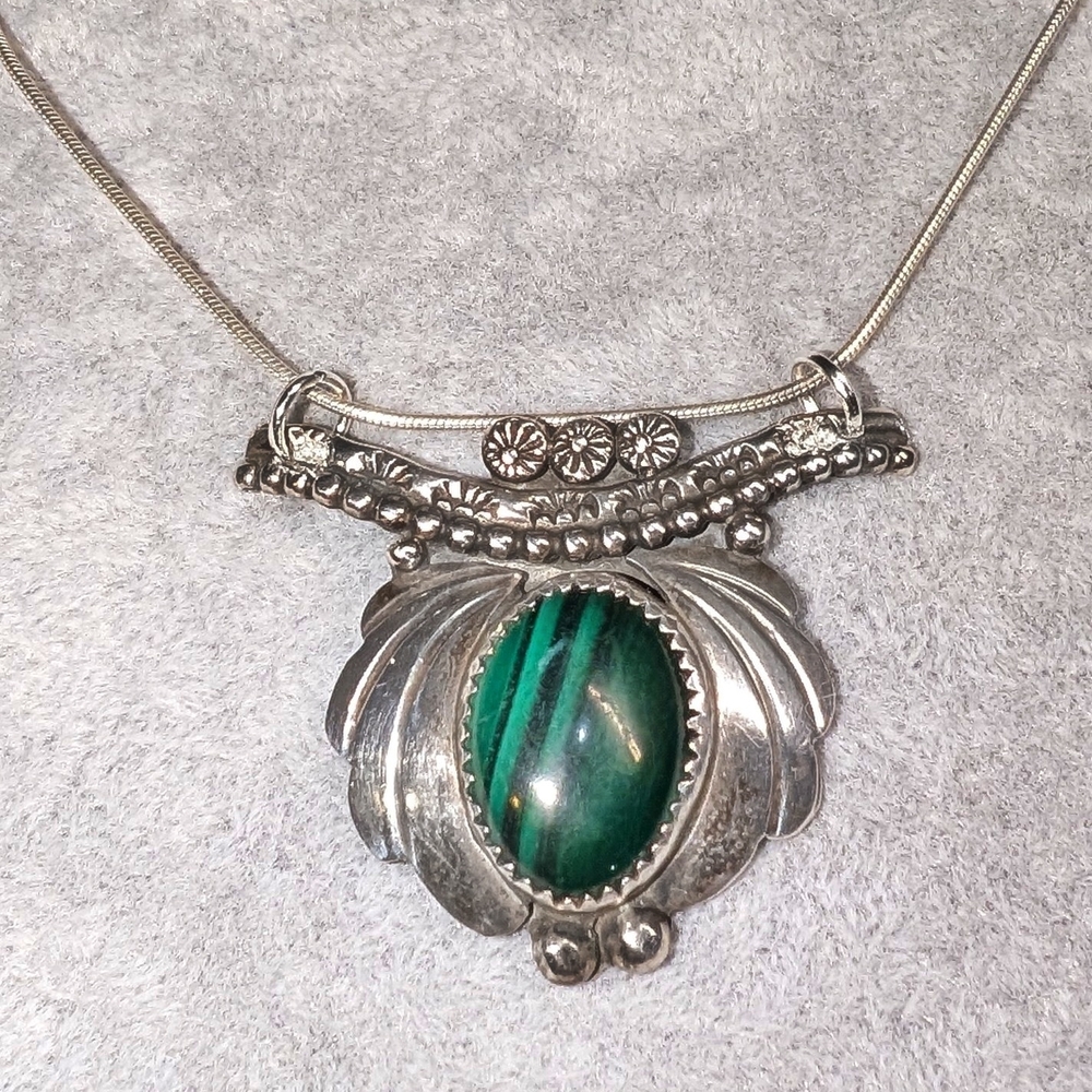 Elegant Southwest Native American Malachite Sterling Silver Pendent
